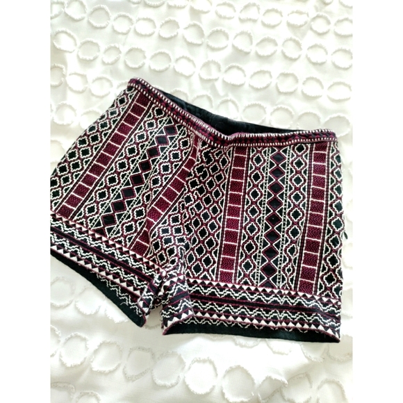 Forever 21 boho patterned shorts size x small - Picture 1 of 4